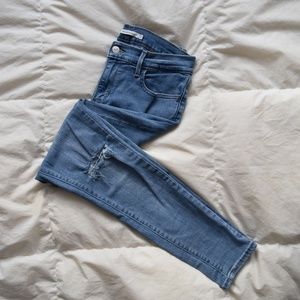 Levis 710 Super Skinny Distressed Jean